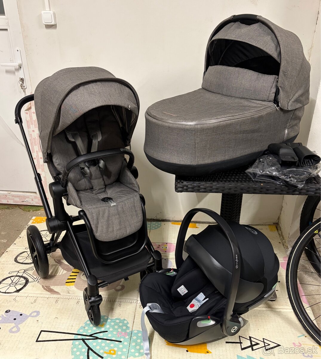 Kočík Cybex Priam Matt Black Manhattan Grey - Trojkombinácia