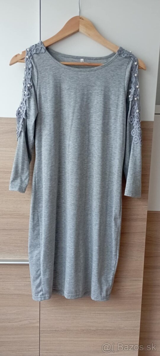 UPLETOVE SIVE SATY S