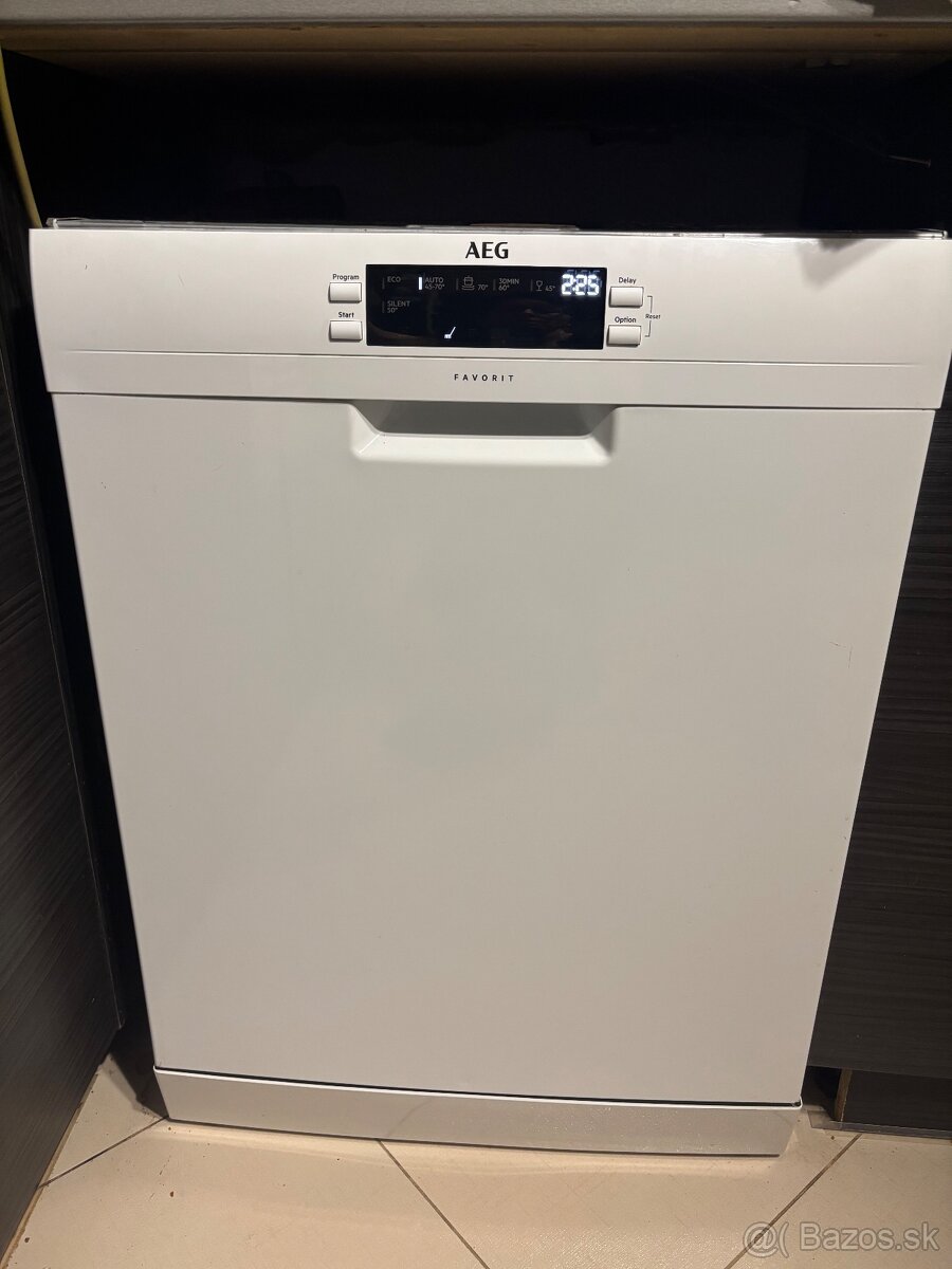 Umývačka riadu AEG