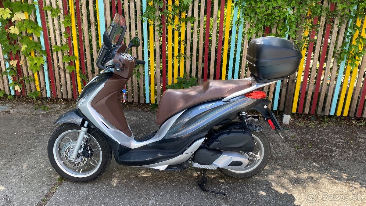 Piaggio Medley 125