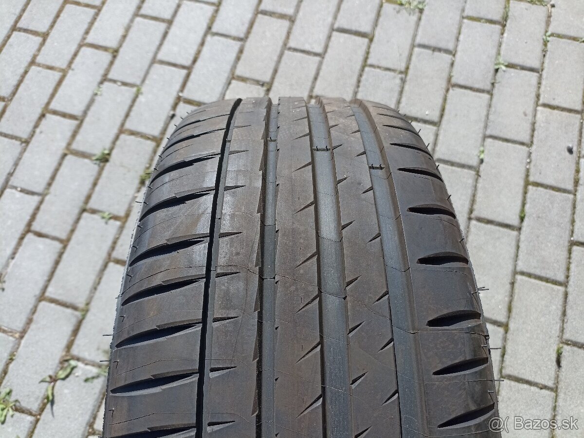 Prémiové letné pneu Michelin Pilot Sport 4 225/40 R18 XL