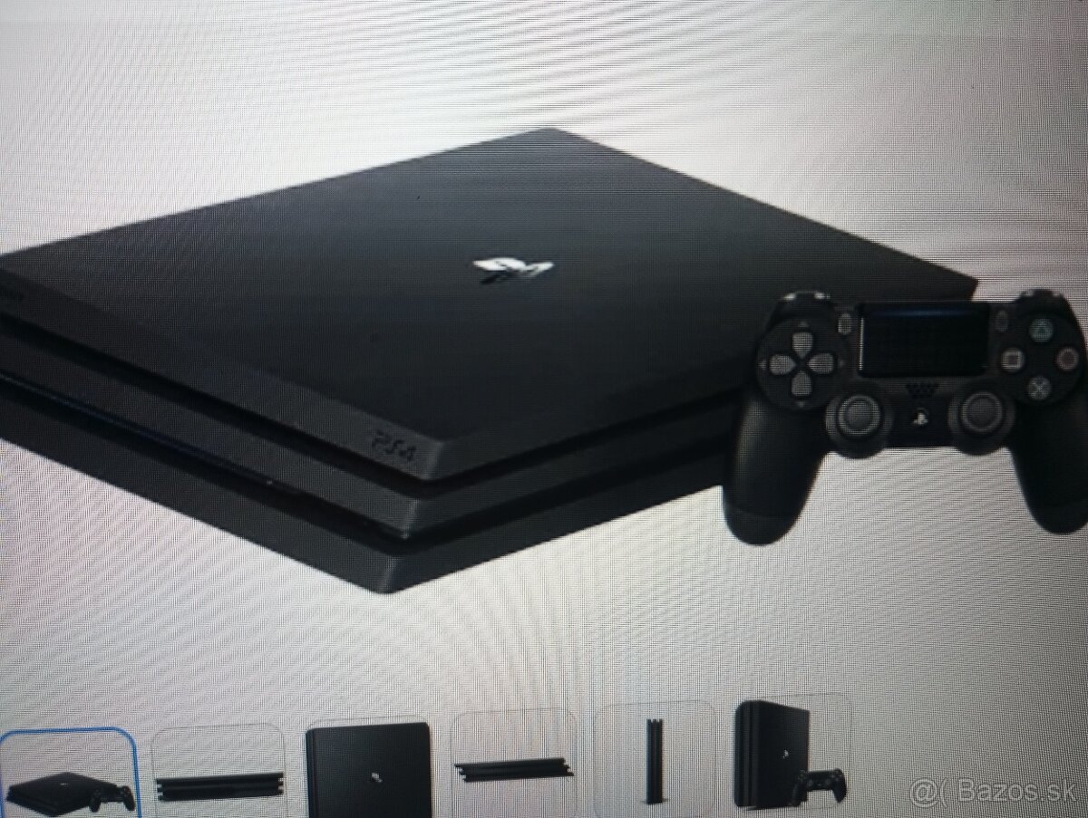 PS4 -1TB plus 4 ovládače