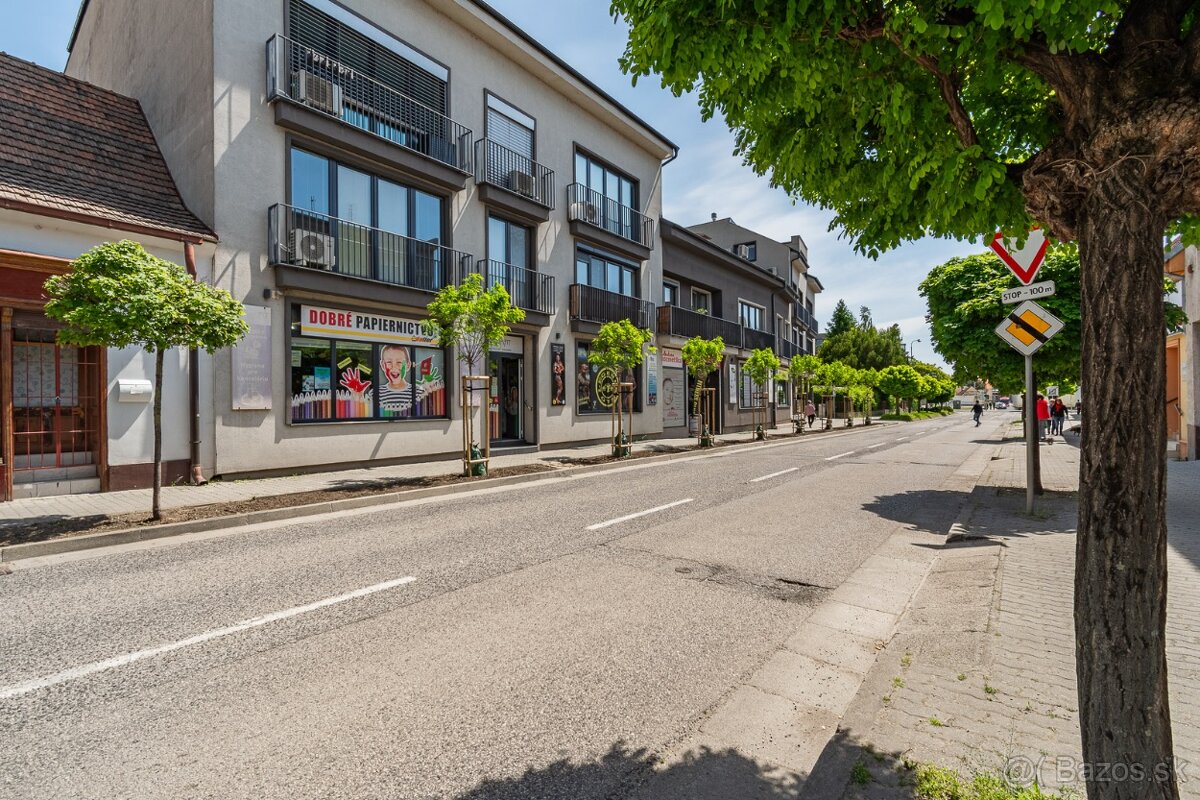 Na predaj | Komerčný priestor 116,9 m² - Pezinok | Centrum