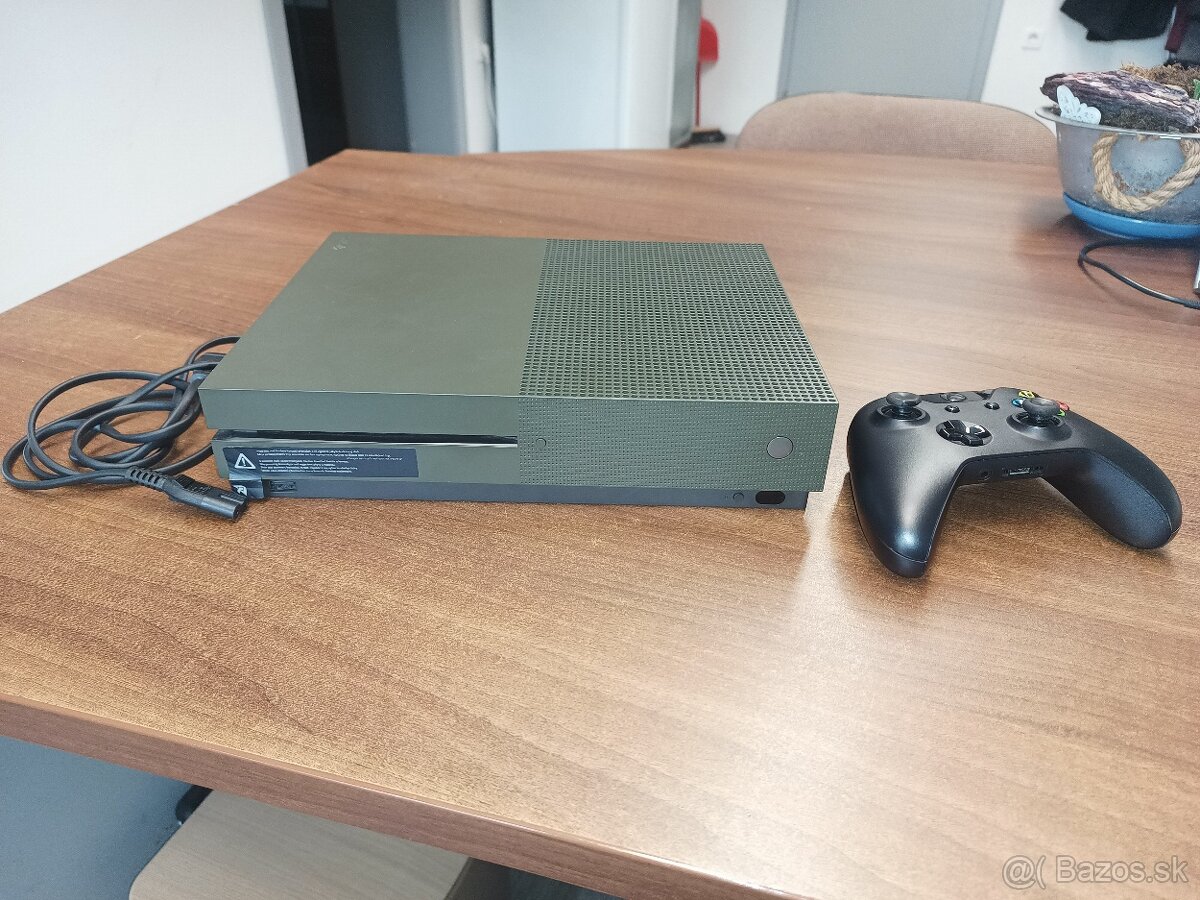 XBOX ONE S 1TB