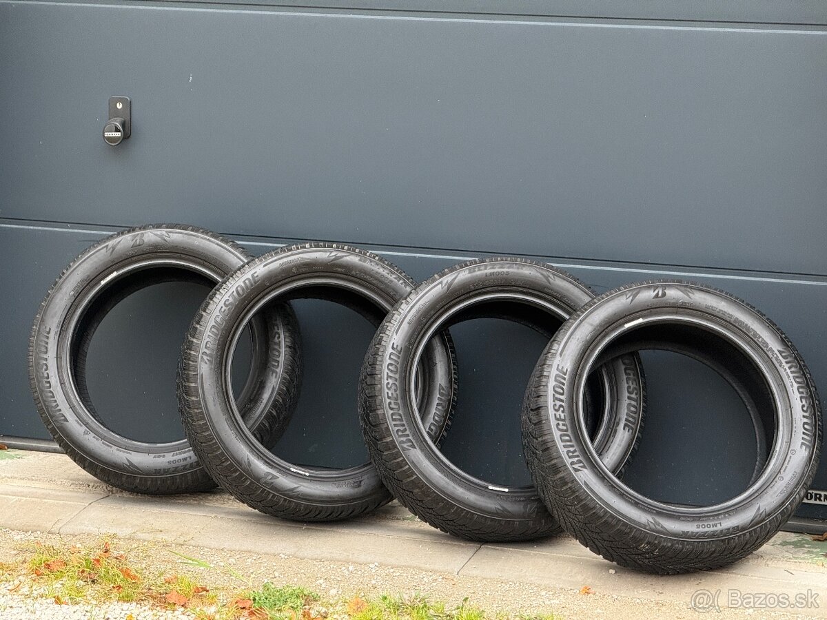 Bridgestone Blizzak LM005 205/55 R17