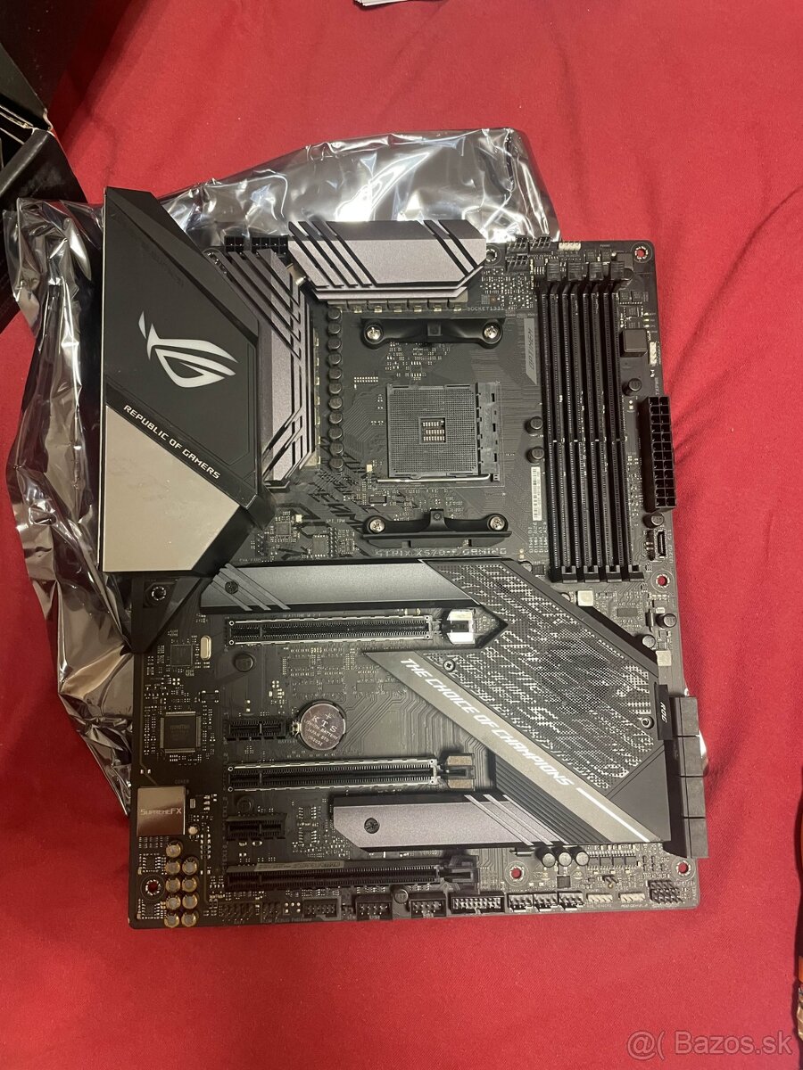 ASUS ROG STRIX X570-F GAMING