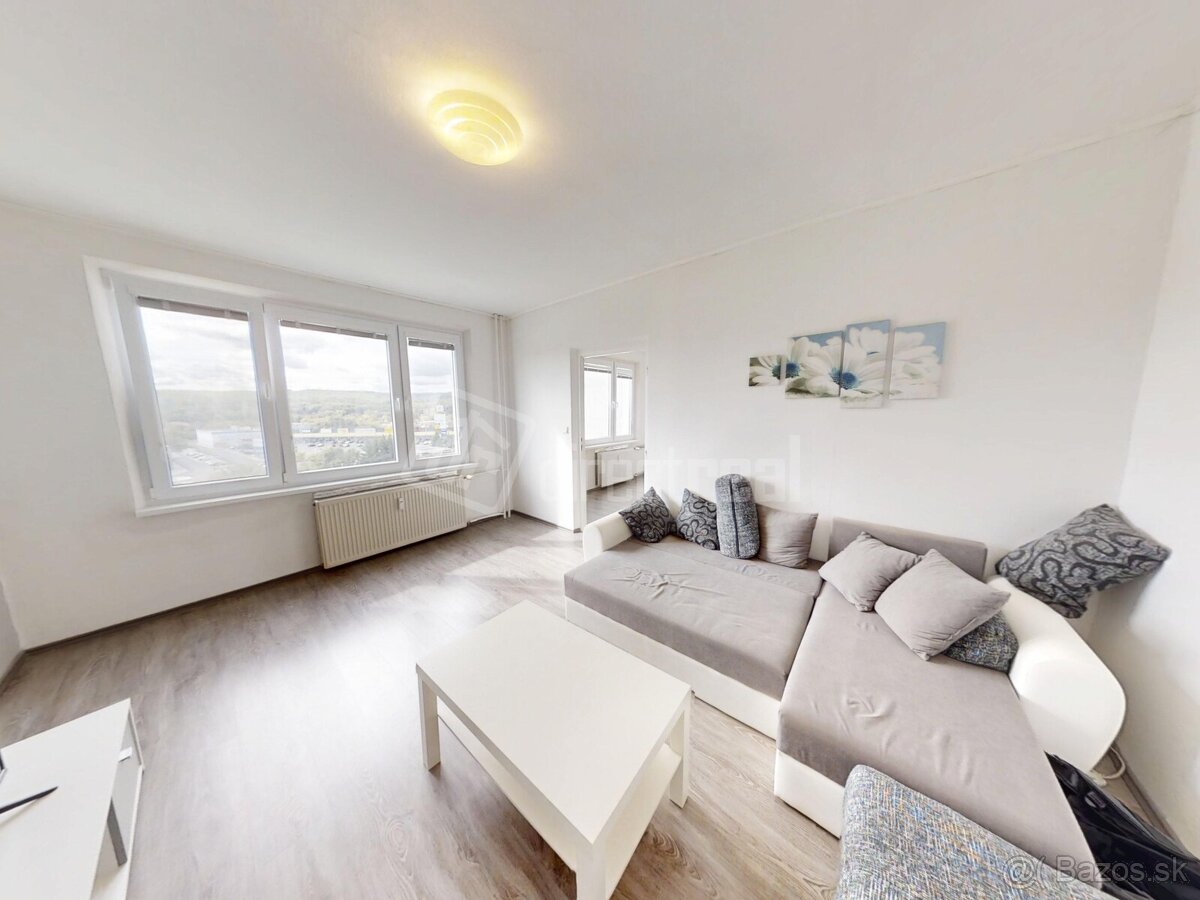 Dvojizbák na Rúbanisku II oproti radovej výstavbe, či…