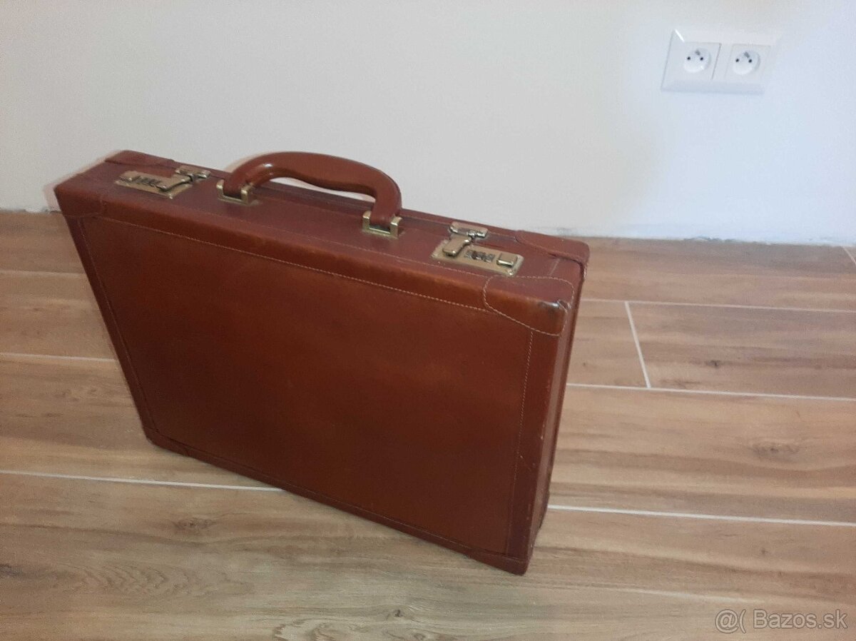 predám koženú diplomatku