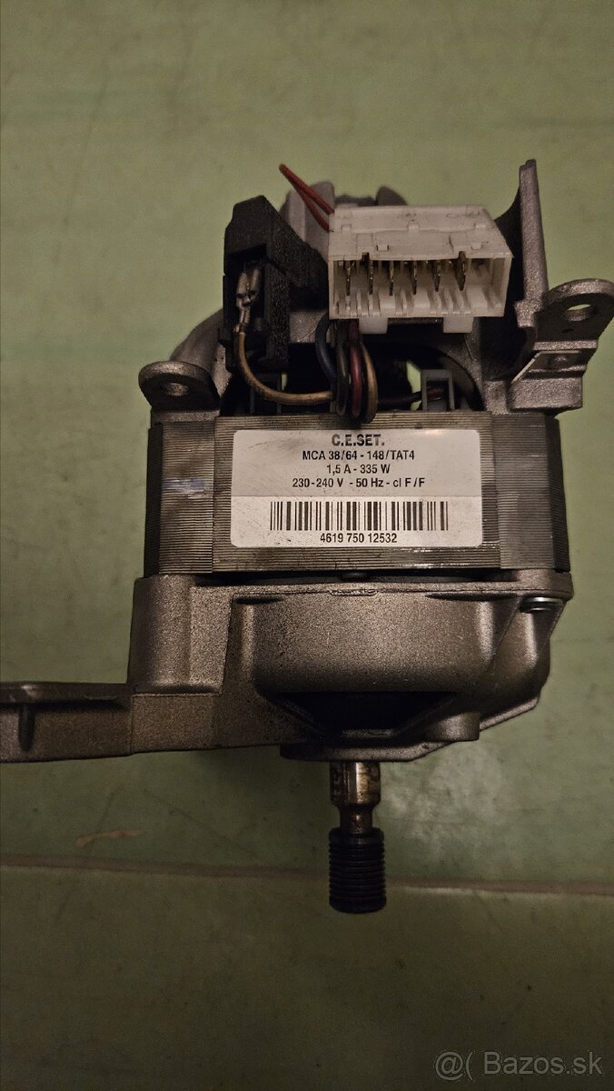 Motor z pračky 335W