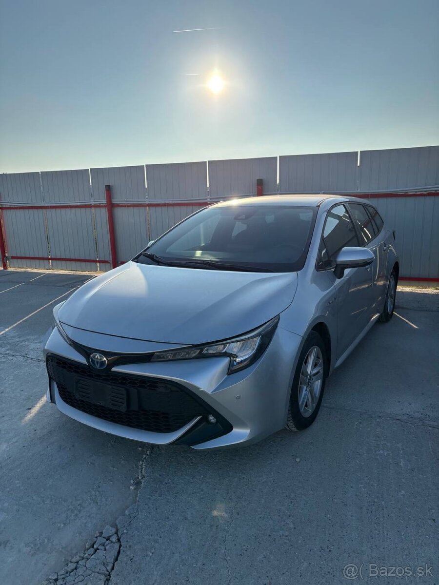 Toyota Corolla – 2019, 1.8 Hybrid, 68 000 km