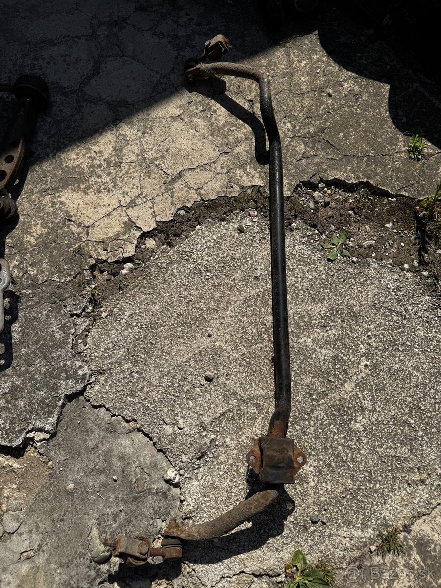 BMW e36 tyč stabilizátora