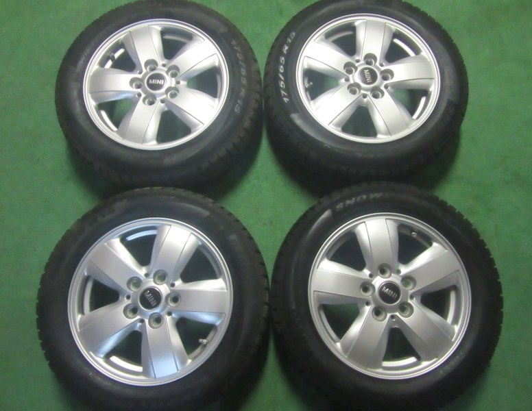 R15 Zimná sada MINI COOPER rozteč 5x112 175/65R15 PIRELLI