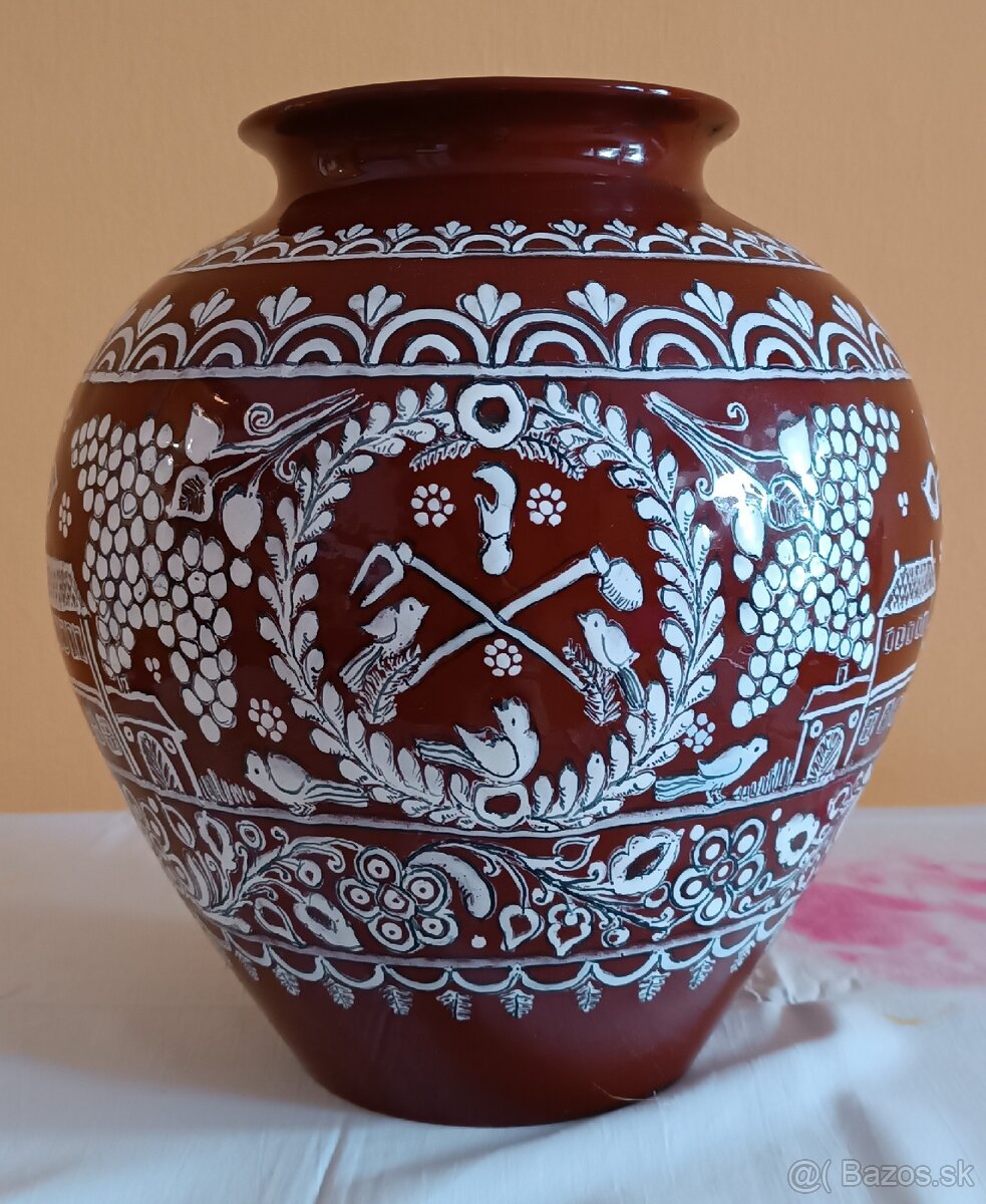 Keramická váza