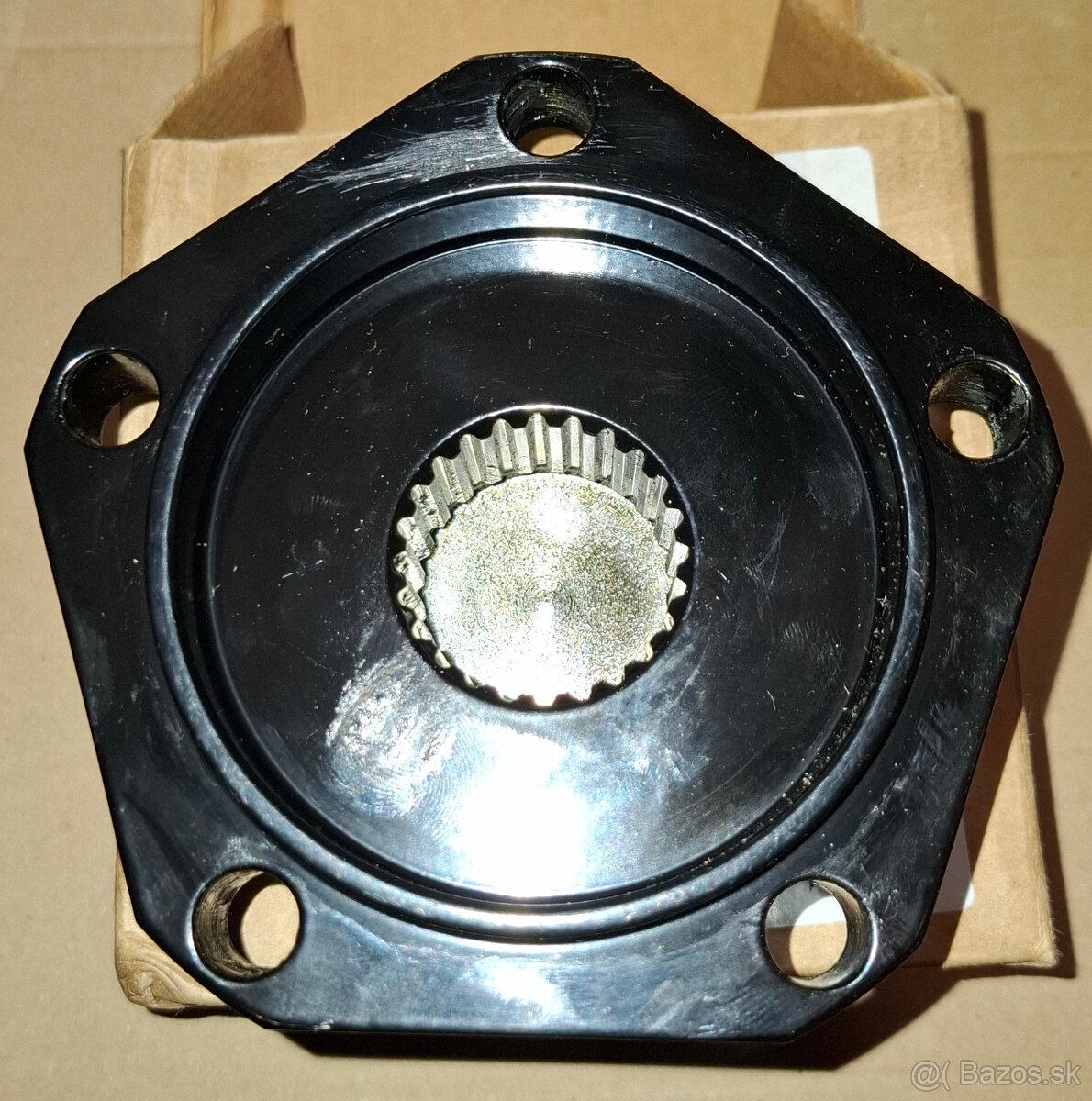 Unášač poloosi LAND ROVER