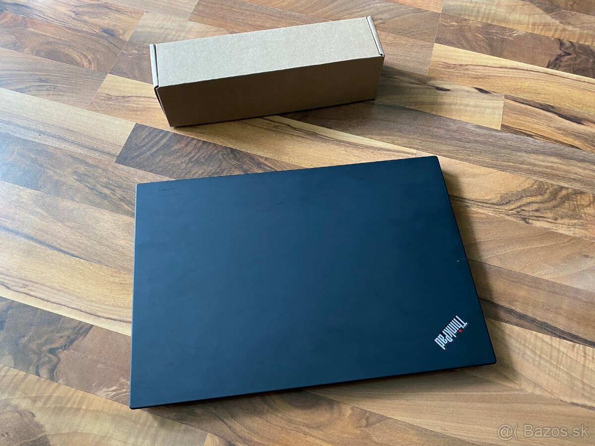 Lenovo ThinkPad T590, RAM 32GB / SSD disk 512GB
