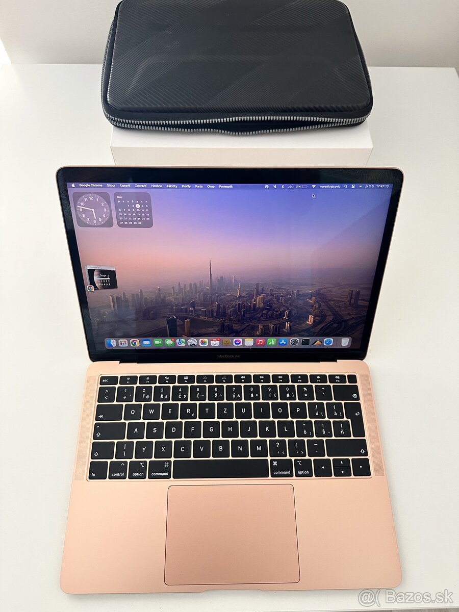 MacBook air Rose gold 2019