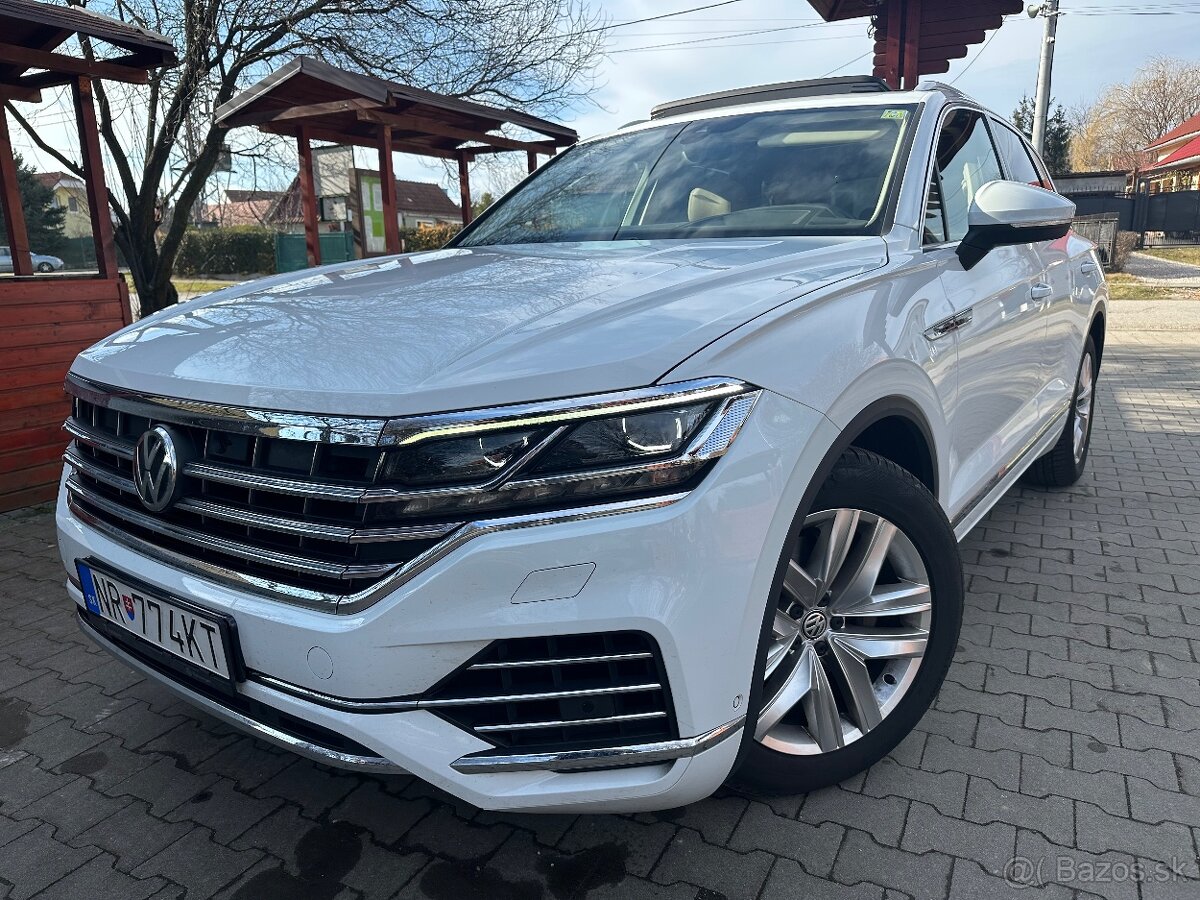 VW TOUAREG 3.0TDi 170kw V6 4motion ACC/PANO/NOČNÉ VIDENIE