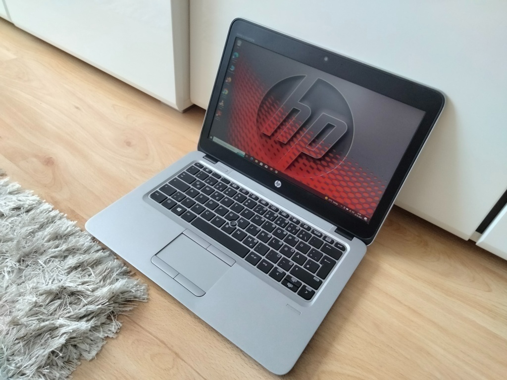 12" HP elitebook / 4-jadrový procesor / 8gb ram /256gb ssd