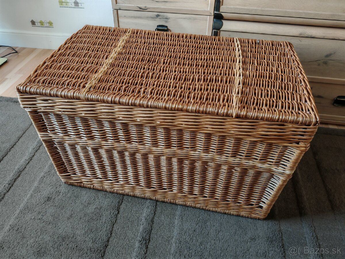 Obrovský prútený kôš / prútený box s vekom