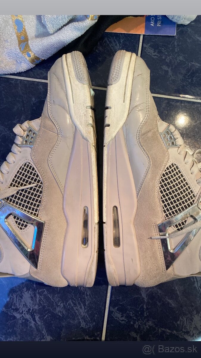 Jordan 4