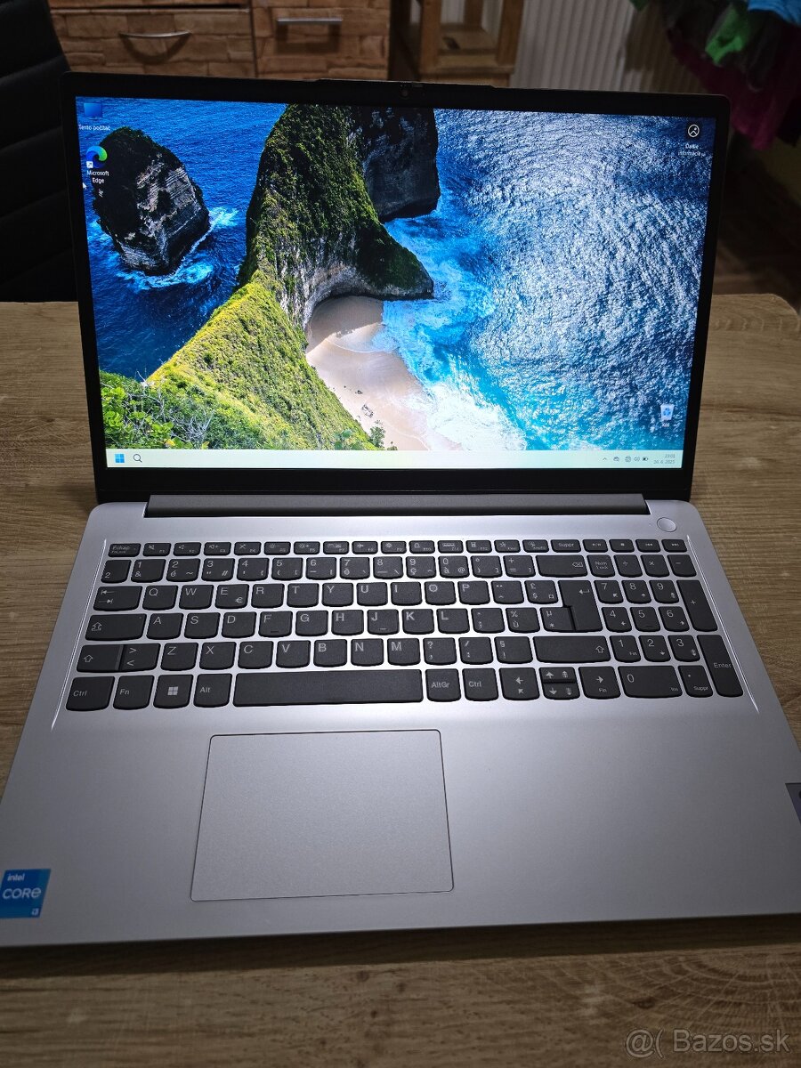 Lenovo ideapad 1 15 s 8gb ram 512gb ssd diskom a i3 procesor