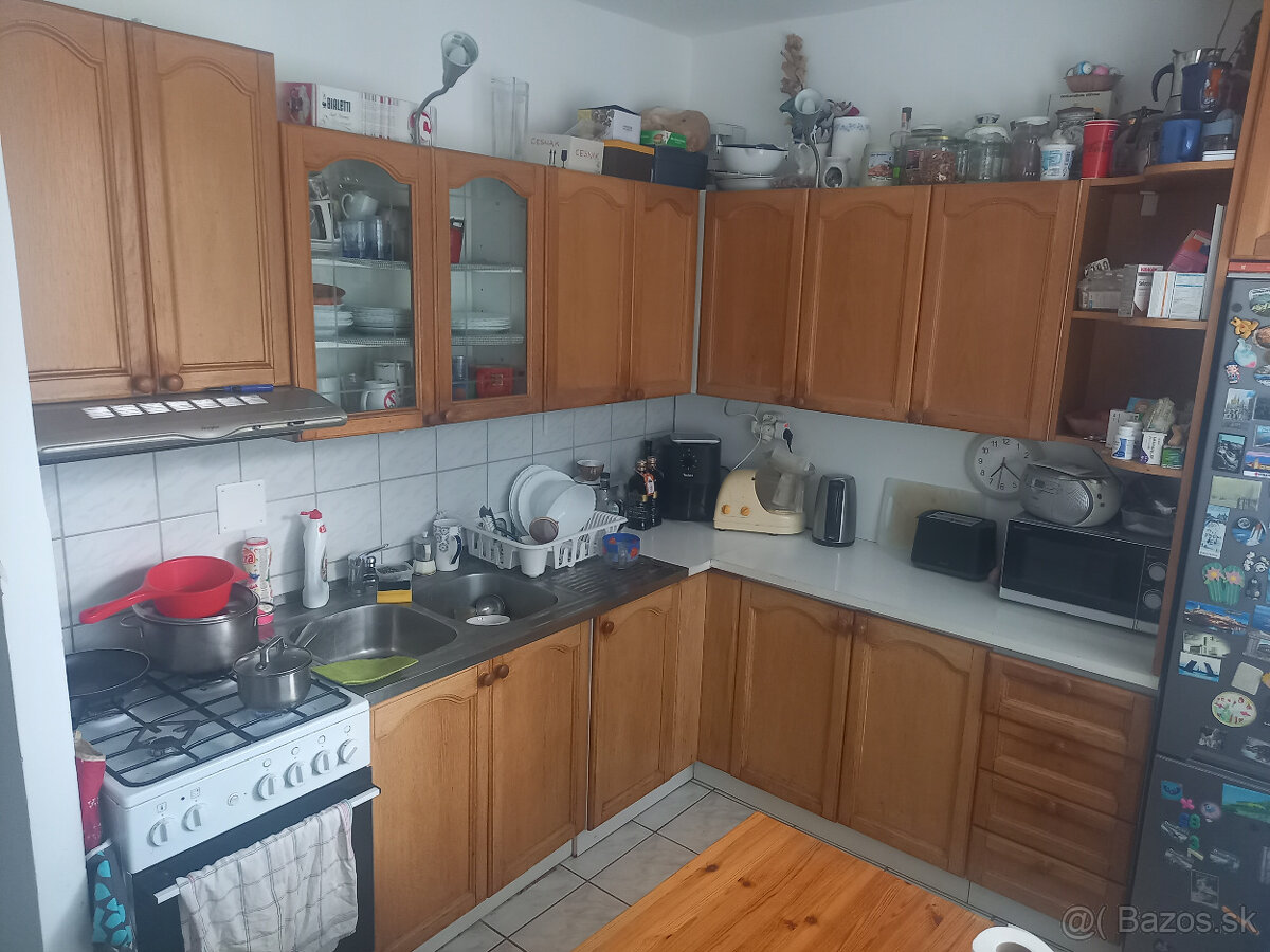 Použitá kuchynská linka za odvoz