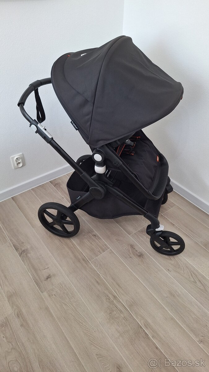 Kočík bugaboo čierny fox cub