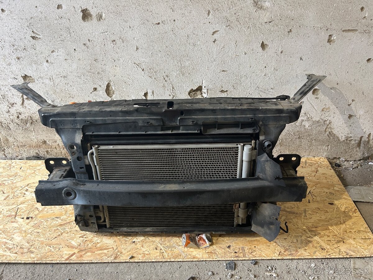 Predne celo skoda yeti 2.0 tdi