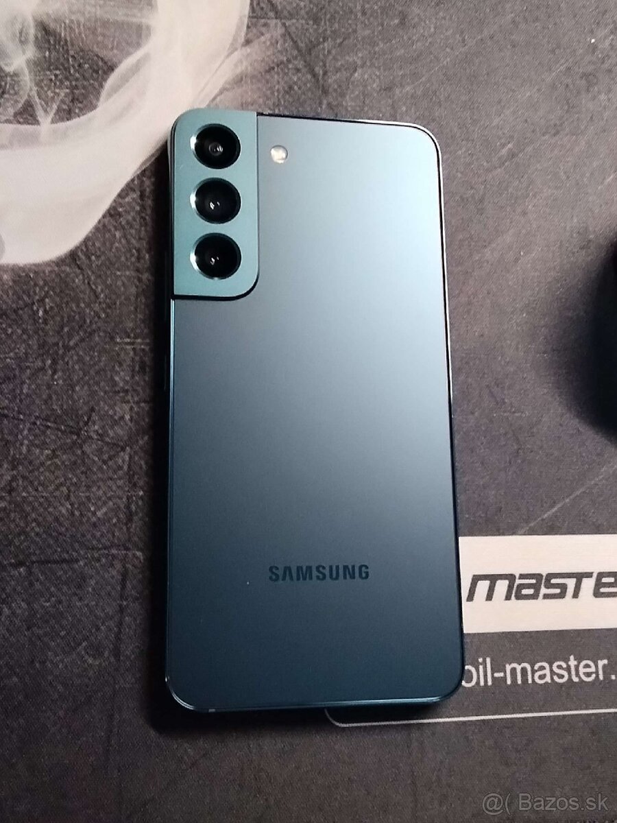 Samsung S22