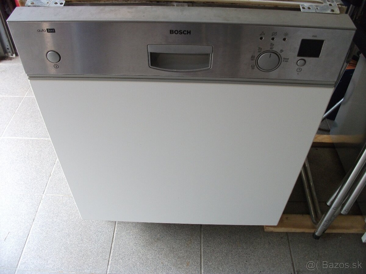Vstavaná umývačka riadu š-60cm,zn.Bosch/Germanny.