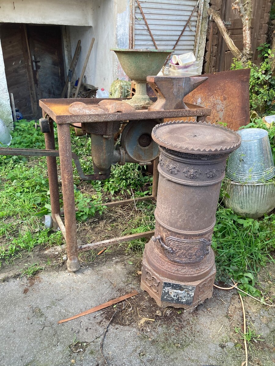 Liatinove kachle 18 storocie