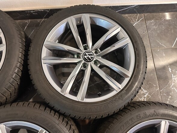 originální kolesa r18 5x112 et44 zimní passat b8