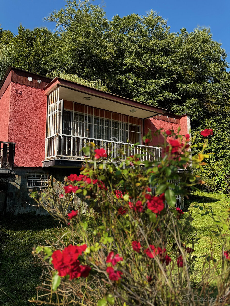 ZNÍŽENÁ CENA -Retro chata na Šugove vhodná na celoročné býva