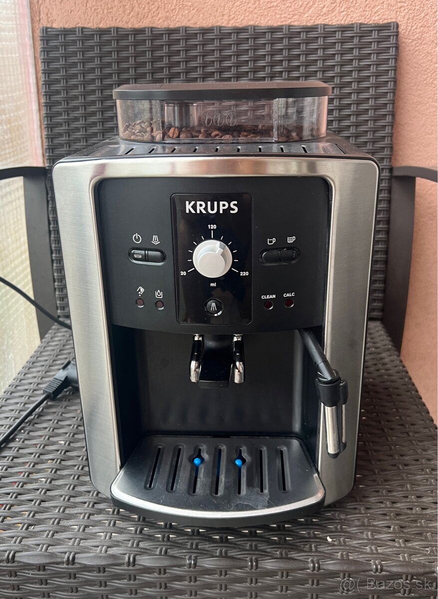Automatický kávovar Krups EA81