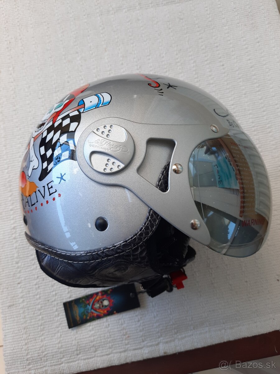 Predam novú Helmu zn. ED HARDY