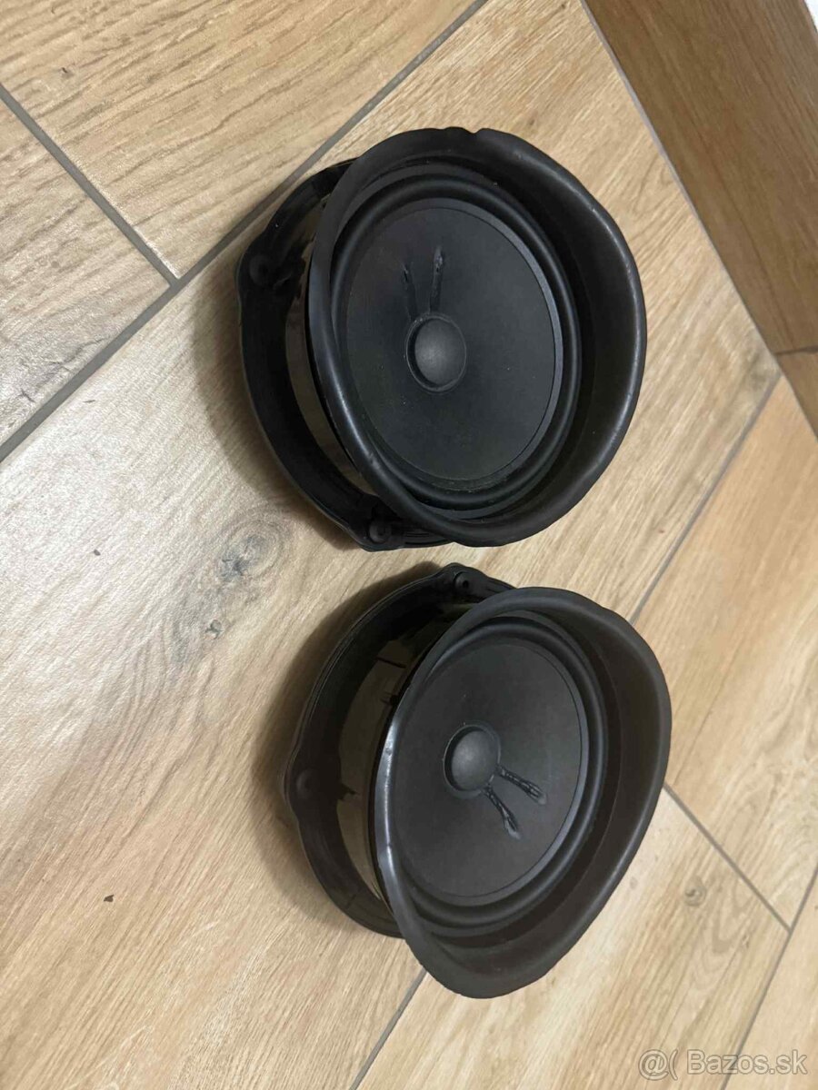 Auto reproduktory Octavia 3