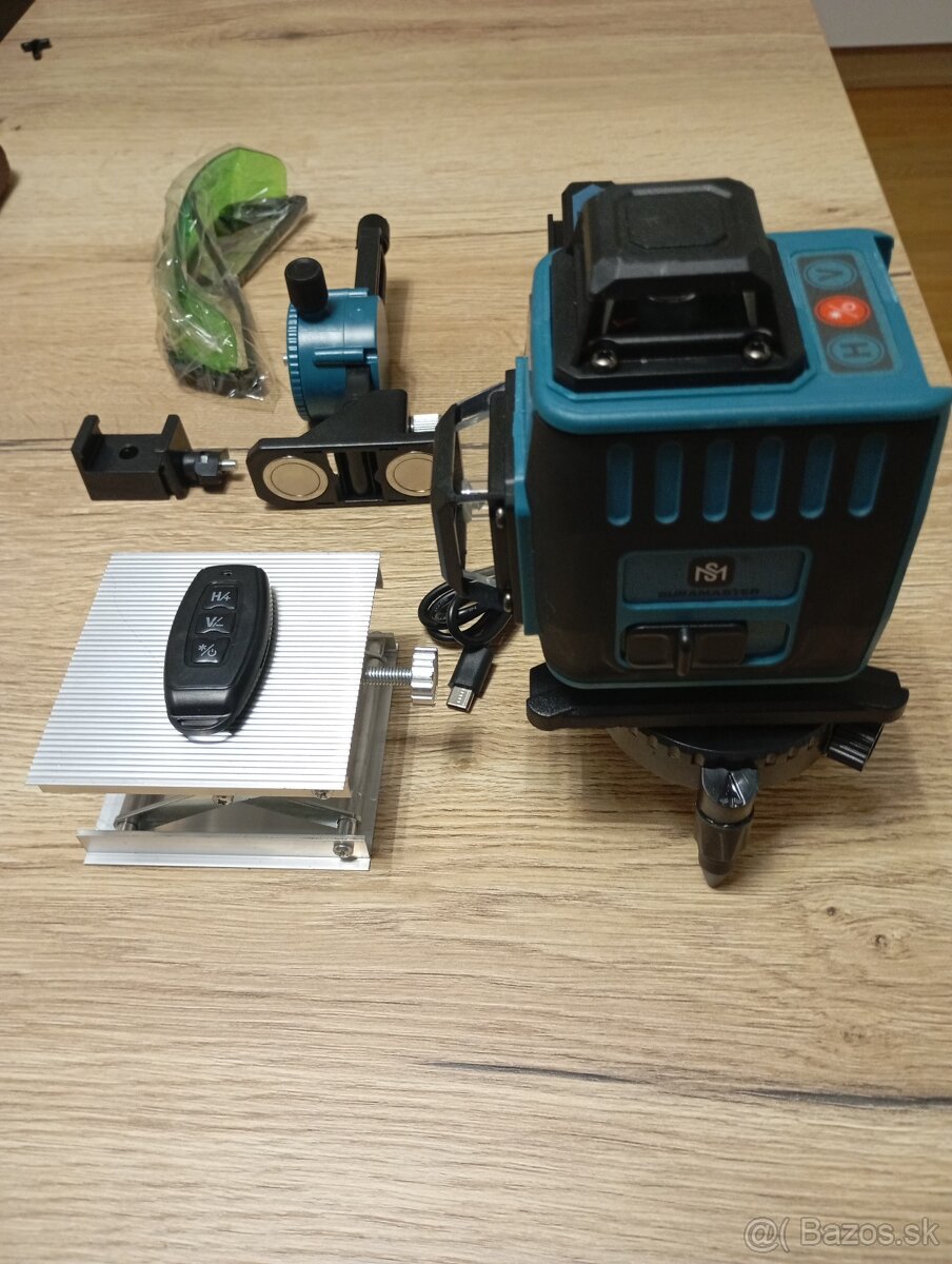 Samonivelačný laser