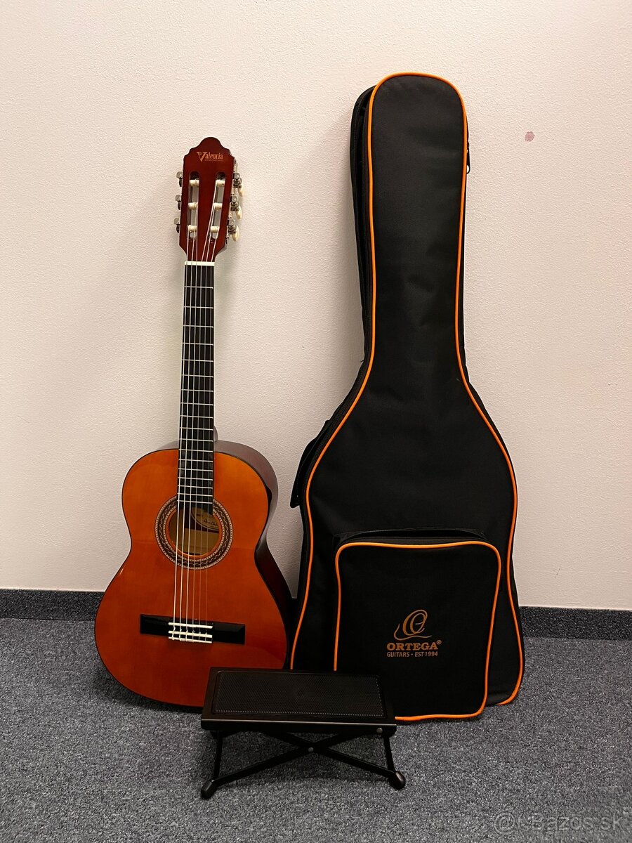 Predám Gitaru Valencia + obal + príslušenstvo (kompletný set