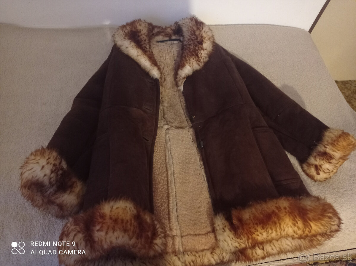 Damsky slovensky kozuch