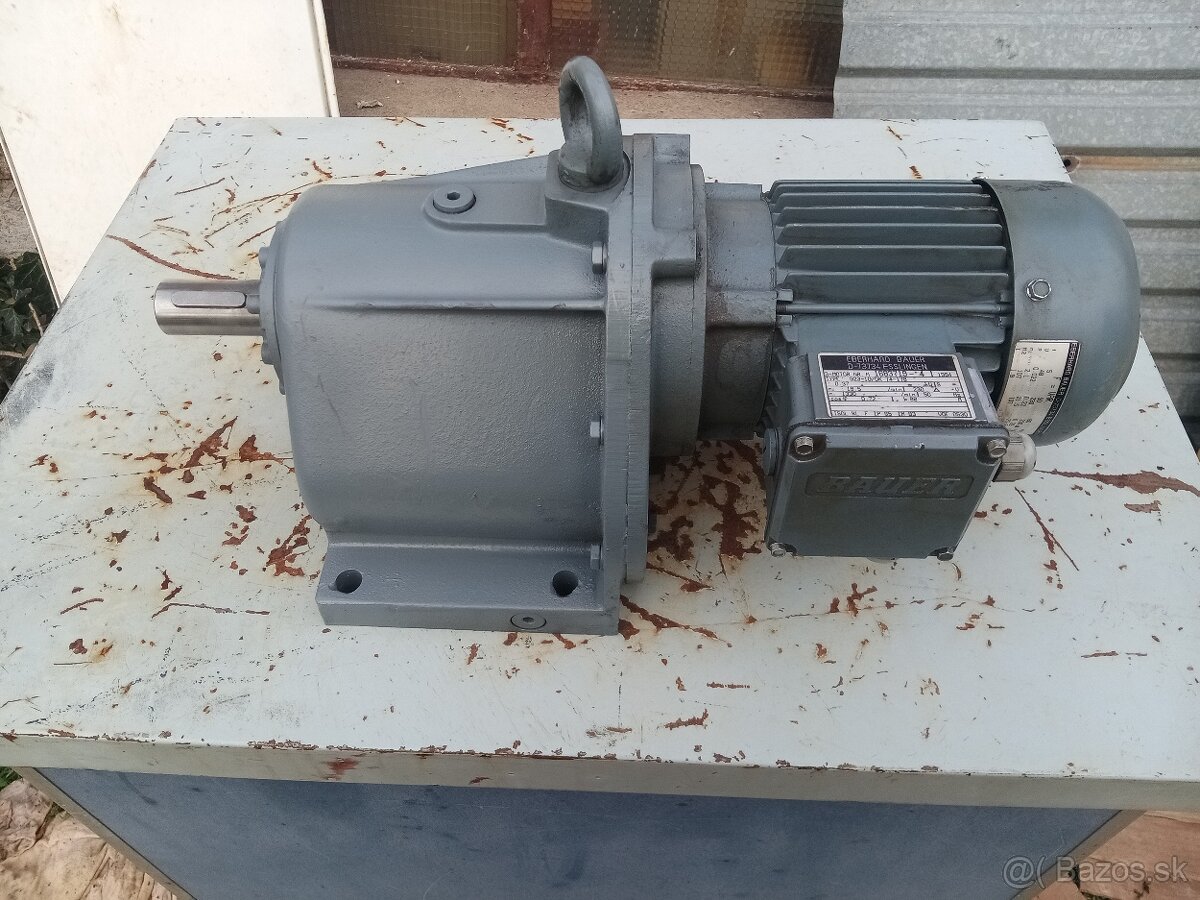 Priama prevodovka s elektromotorom 0,37kW