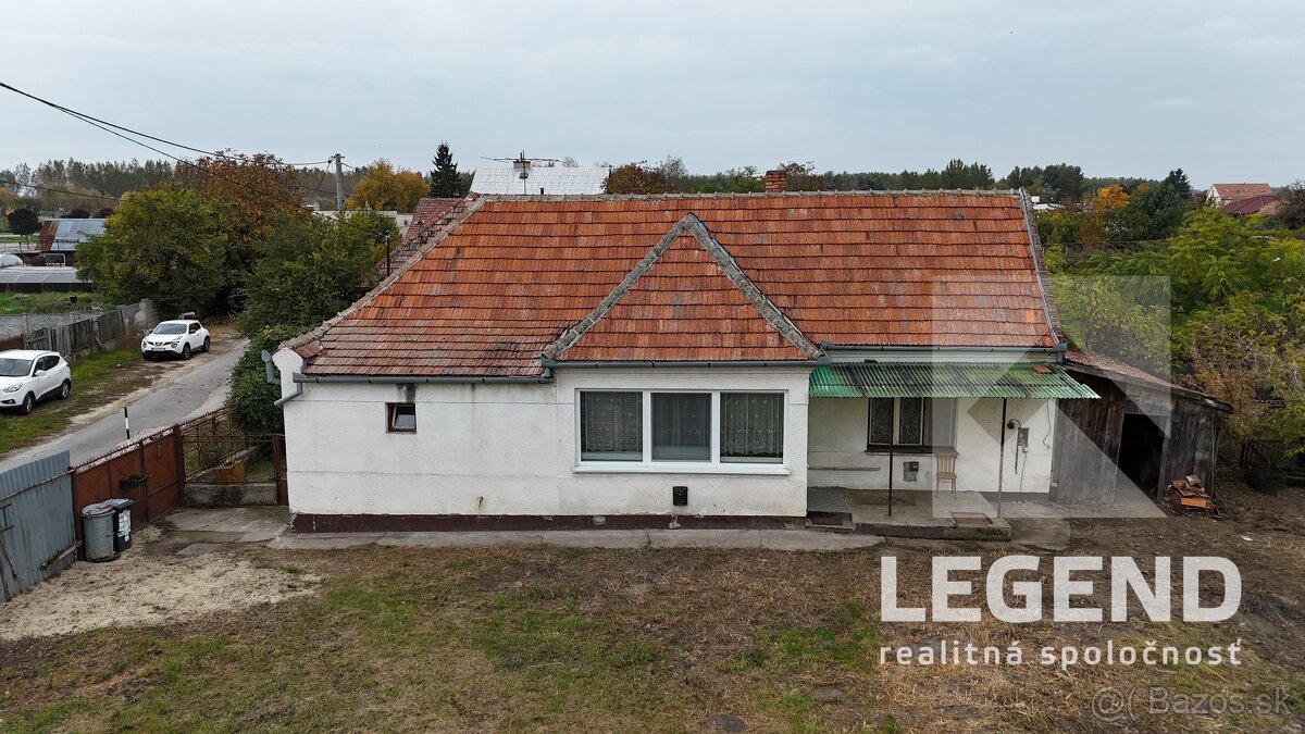 RD Nesvady, pekný pozemok 715 m2, blízko termálne kúpalisko