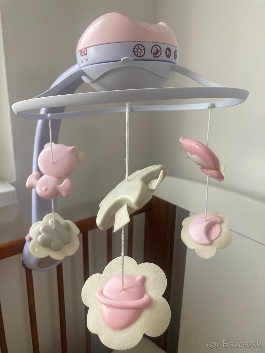 Kolotoč na postielku Infantino 3v1