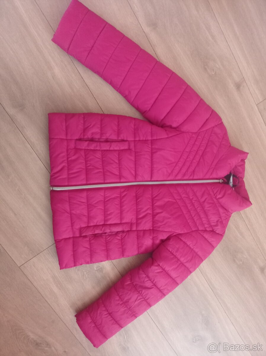 Prechodná dievčenská bunda