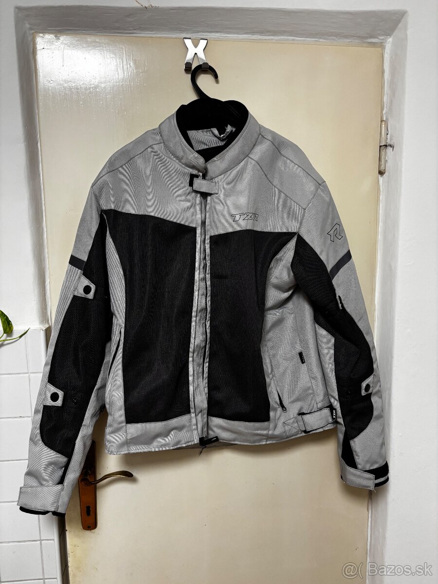 Moto bunda