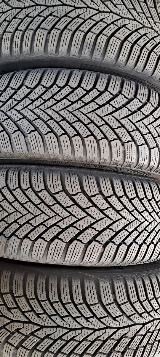 Predám 4ks jazdené zimné 205/55r16-91T Continental 2+2modely