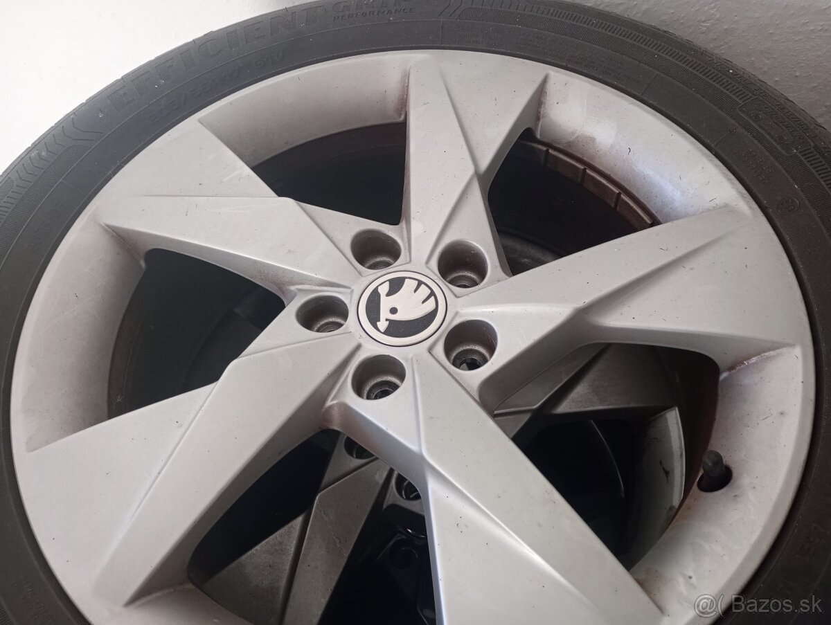 Elektrony s pneu skoda Kamiq