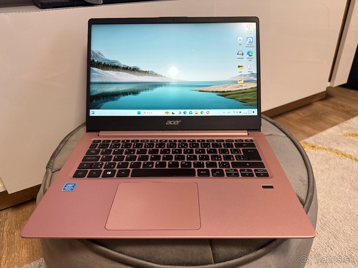 Acer Swift kovový