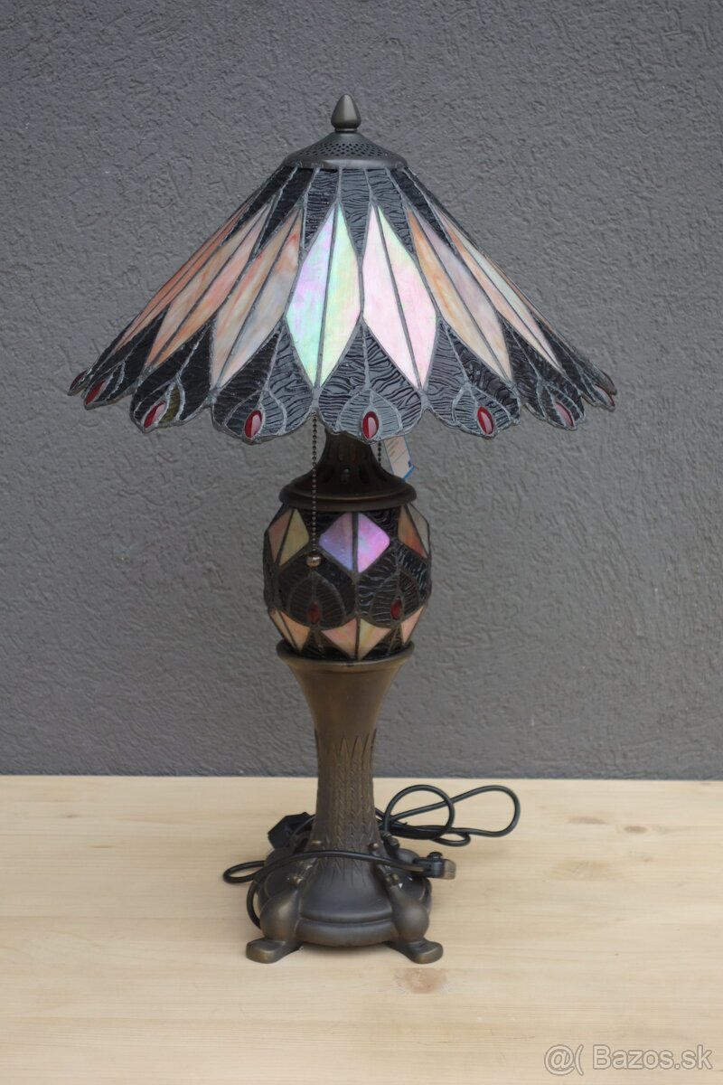 Lampa nočná Tiffany 67 x 40 cm .