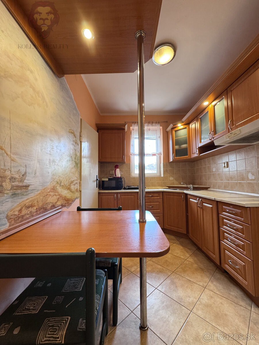 NA PREDAJ 2 IZBOVÝ BYT PÚCHOV - 62 m2 čiastočná Rekonštrukci