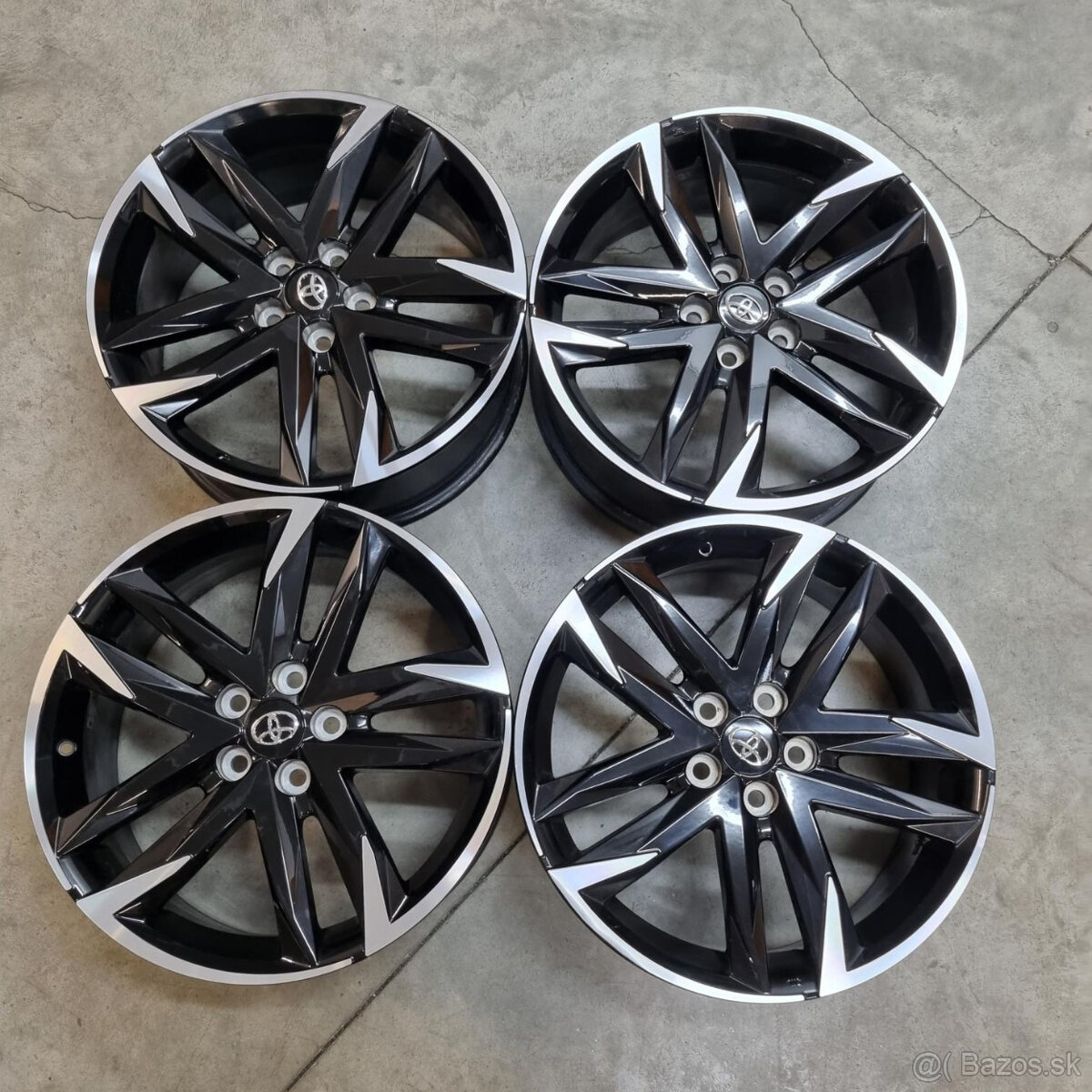 Toyota disky 5x114,3 R19 7,5J ET50